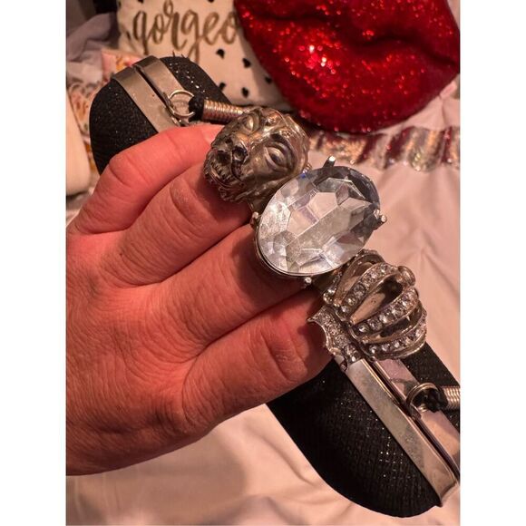 Vintage goth glam finger clutch triple ring/cosmetic makeup case/bag lion crown - Picture 2 of 9